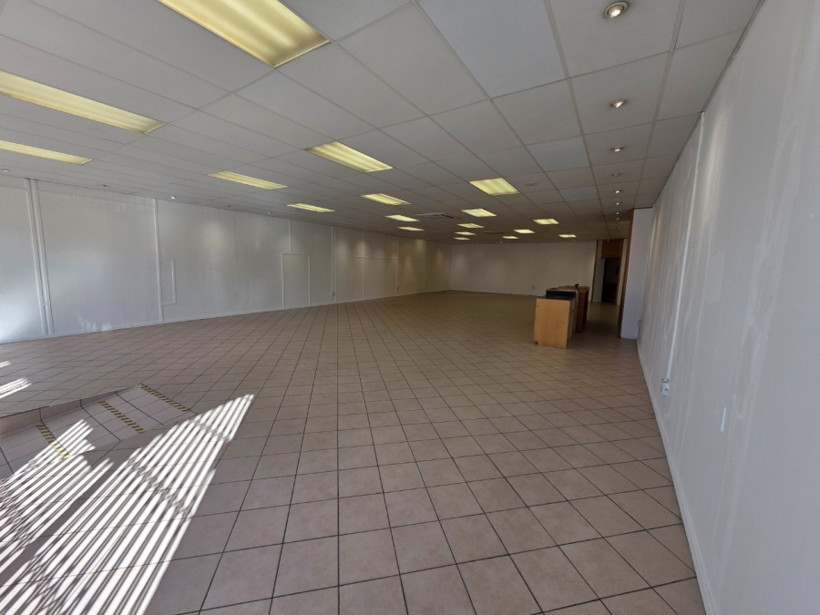 To Let commercial Property for Rent in Reitz Free State